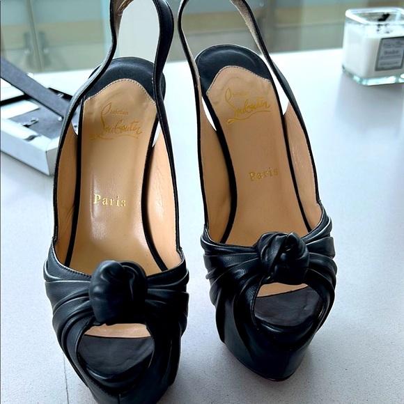 Christian Louboutin - black peep toes Sandals - Picture 2 of 3